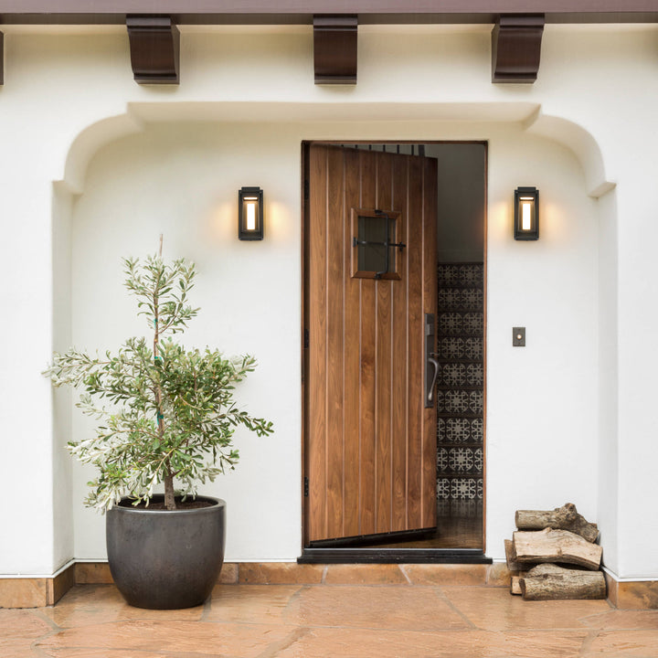 Castrelle 1-Light LED Contemporary Outdoor Wall Sconce (7") Brightelier